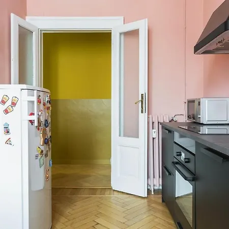 Plum Guide - Tropicalia Apartamento