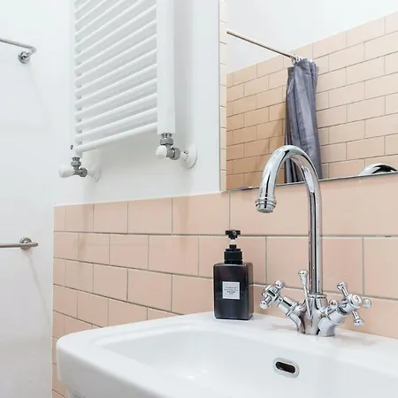Plum Guide - Tropicalia Apartamento
